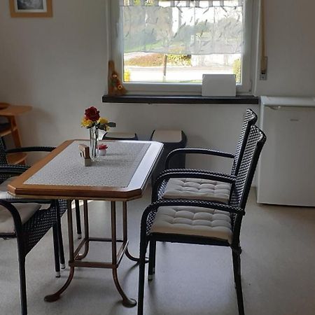Ferienwohnung an der Burg Windeck Exterior foto